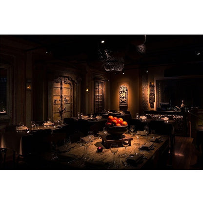 Restaurant lounge lighting using Soraa SNAP 2 inch circular beam spreader 25 degree lens